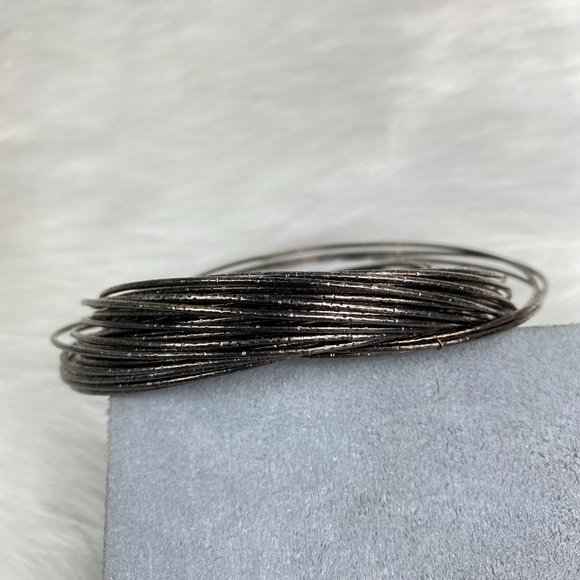 Multiple Interlocking Pewter Tone Bangle Bracelet Fashion - Picture 3 of 3